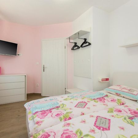 Holiday Home Rea لابين المظهر الخارجي الصورة