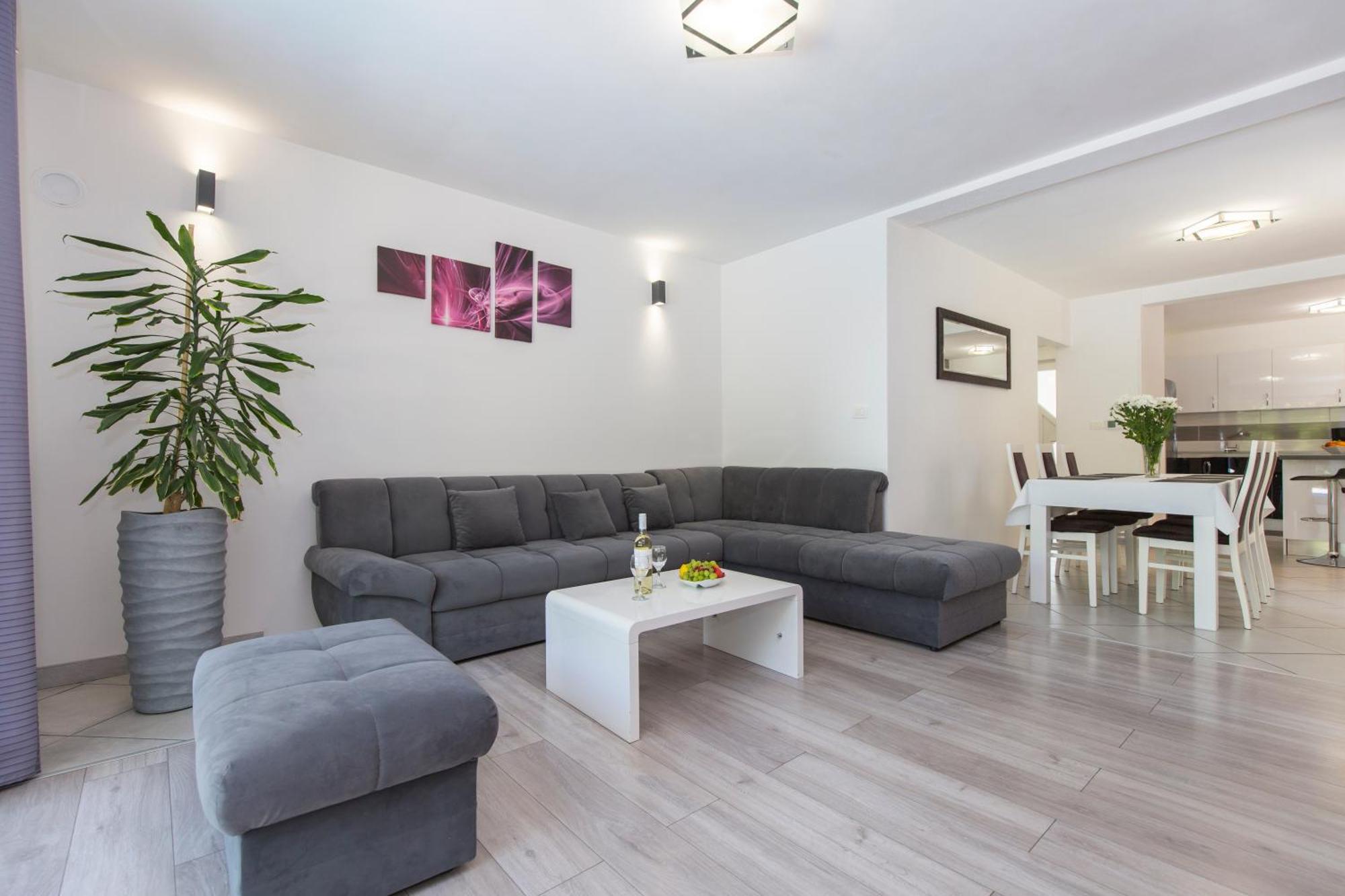 Holiday Home Rea لابين المظهر الخارجي الصورة