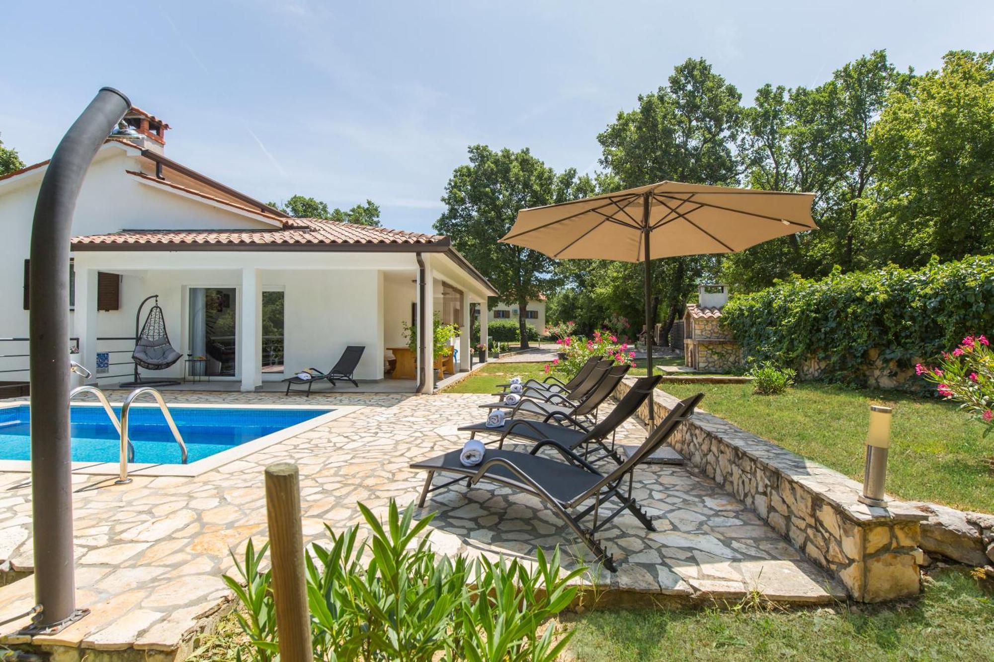 Holiday Home Rea لابين المظهر الخارجي الصورة