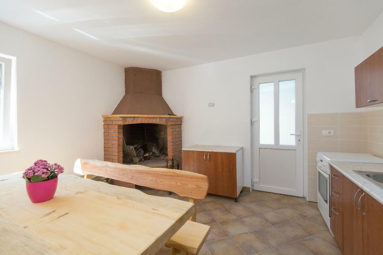 Holiday Home Rea لابين المظهر الخارجي الصورة